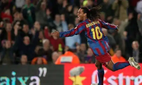 运动员必须 运动员必须